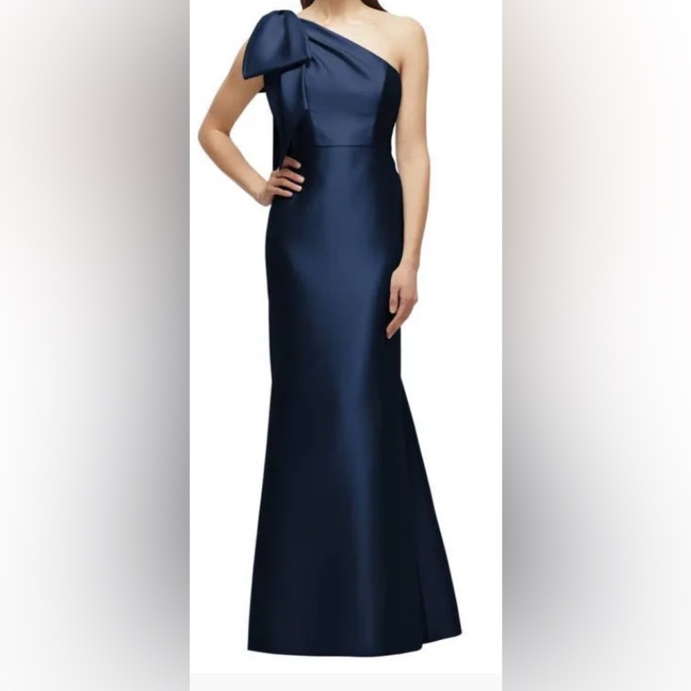 ALFRED SUNG Navy Satin Twill Bow One Shoulder Sleeveless Trumpet Gown 16